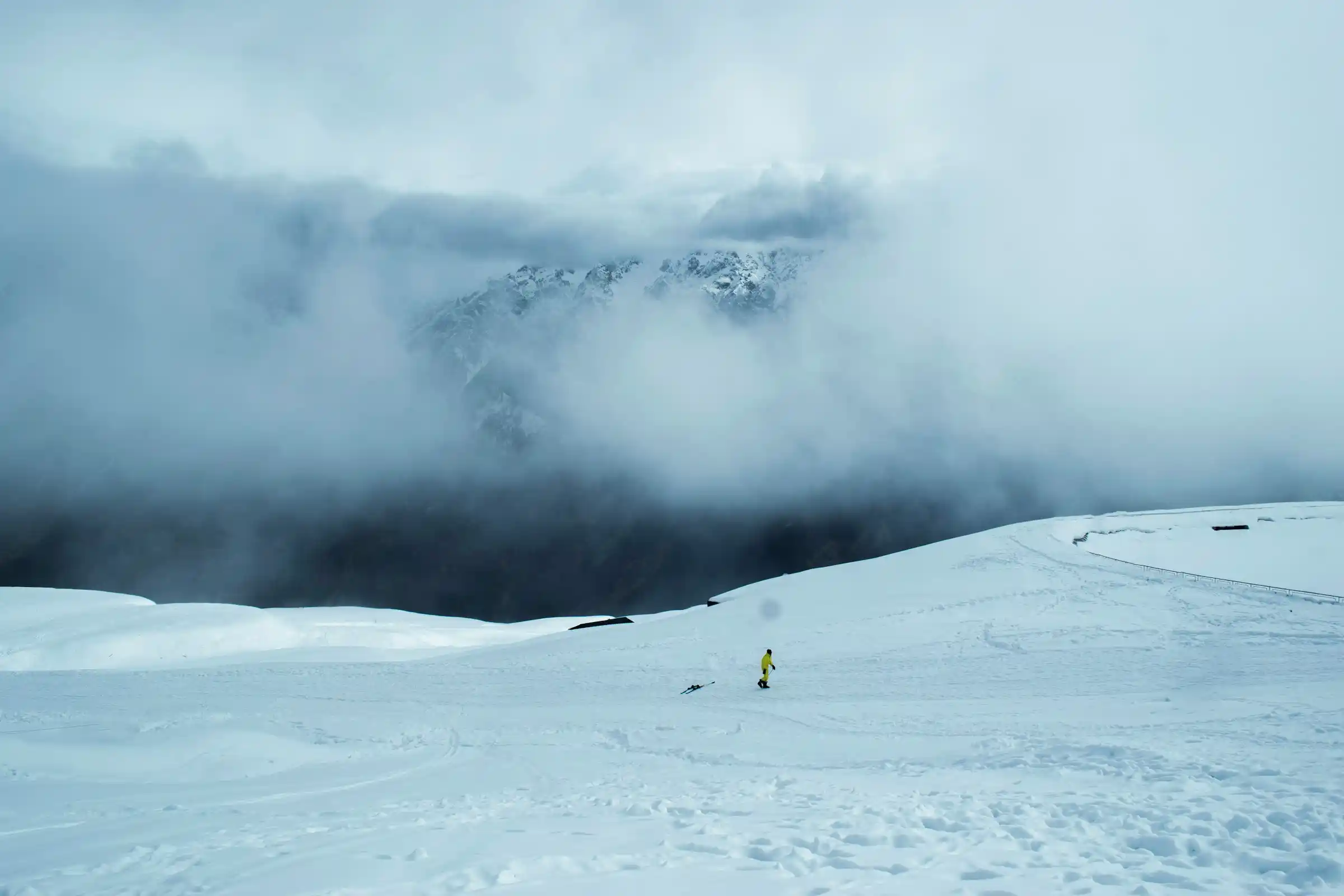 Best Time to Visit Auli: Snow, Seasons, and How to Get There