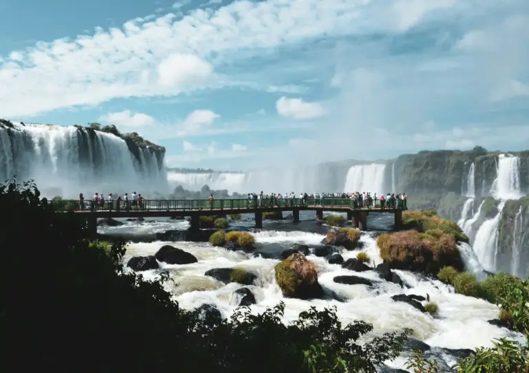 Best Time to Visit Iguazu Falls: Season and Side Guide